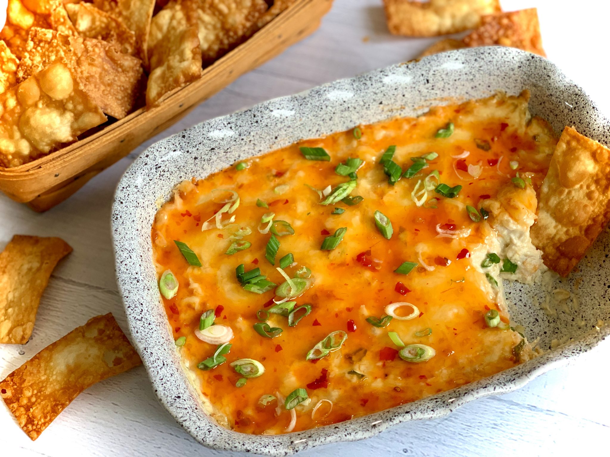 what to eat with crab rangoon dip