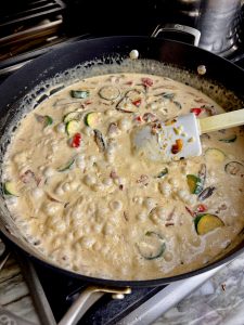 CREAMY MAPLE AND SMOKED PEPPER SALMON AND VEGGIE PASTA BAKE