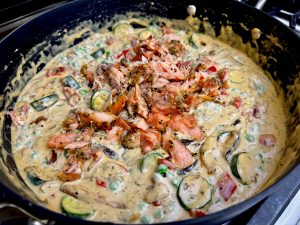 CREAMY MAPLE AND SMOKED PEPPER SALMON AND VEGGIE PASTA BAKE